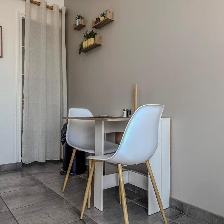 L'Elysée Grenoblois - One-Bedroom Apartment - 9