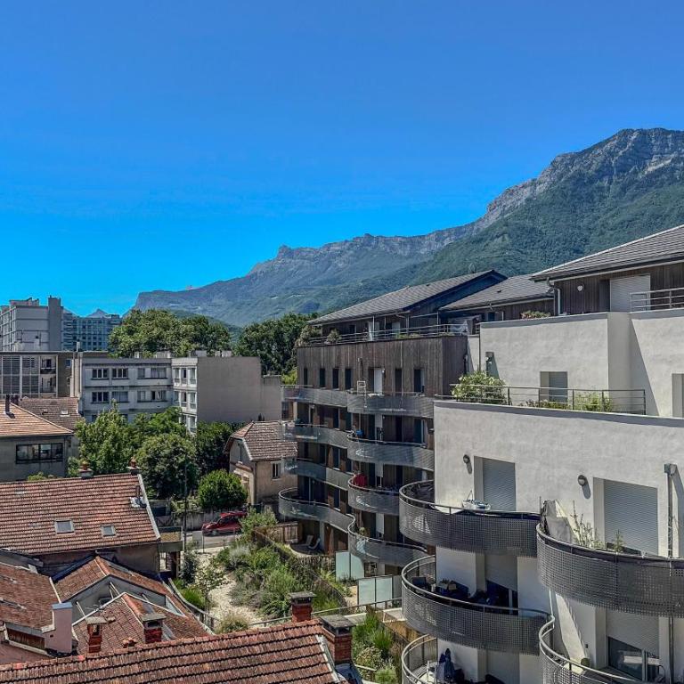 L'Elysée Grenoblois - One-Bedroom Apartment - 11
