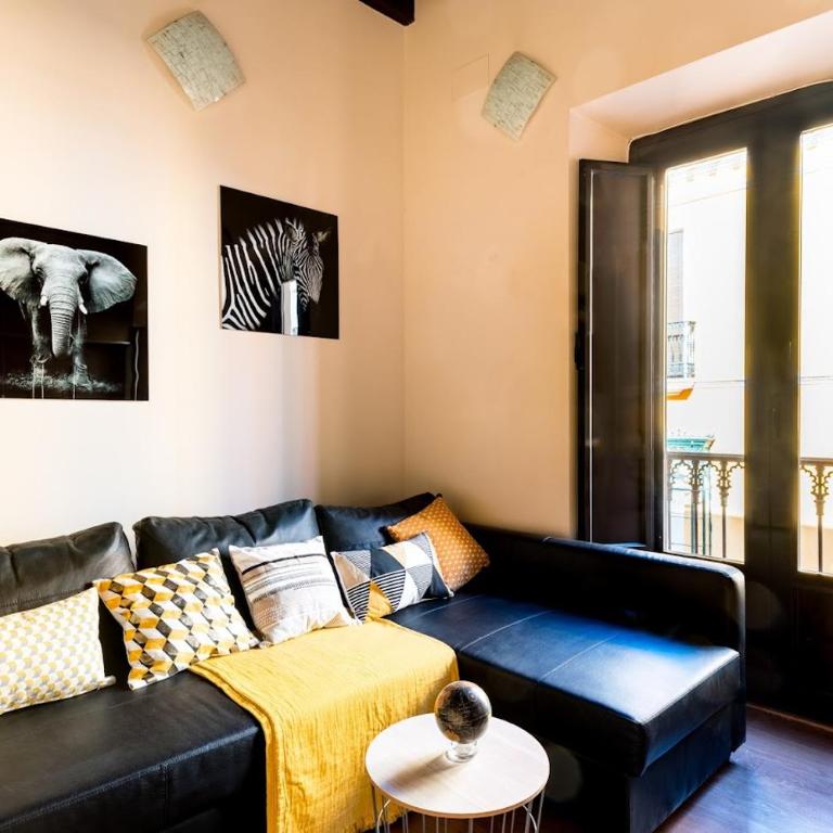 Duplex Trajano Estupenda Terraza - Apartamento de 1 dormitorio - 3