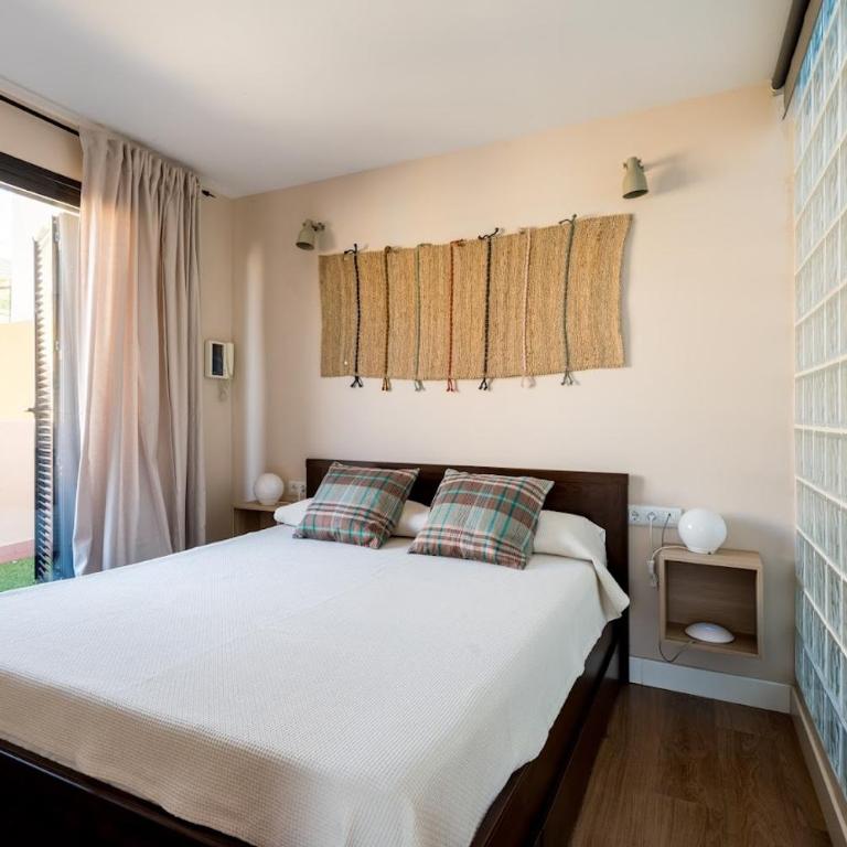 Duplex Trajano Estupenda Terraza - Apartamento de 1 dormitorio - 13