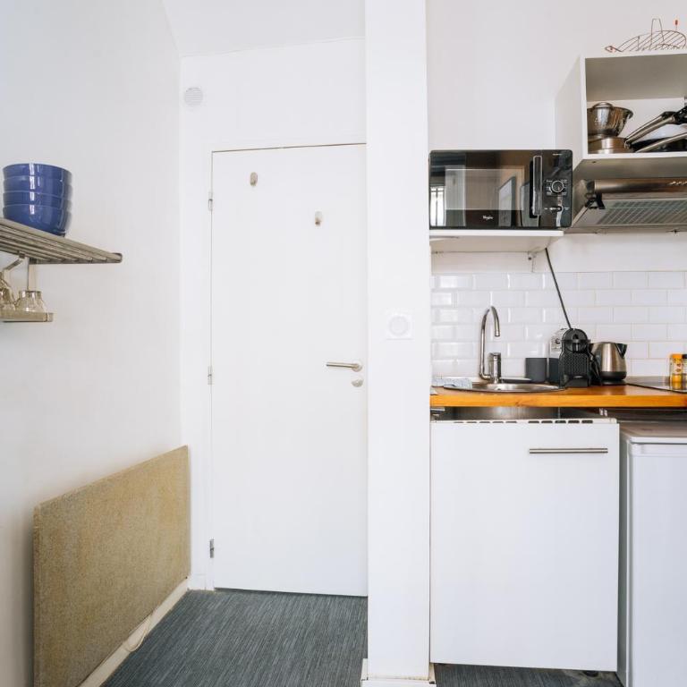 Functional Studio In Paris - Appartement - 40