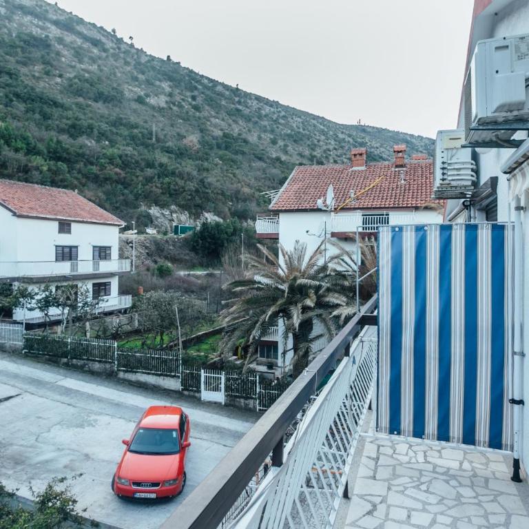 Guest House Bajceta - Double or Twin Room with Balcony - 16