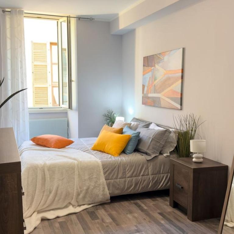 In the City Centre with Free Parking Lift AC - Appartamento con 1 Camera da Letto - 1