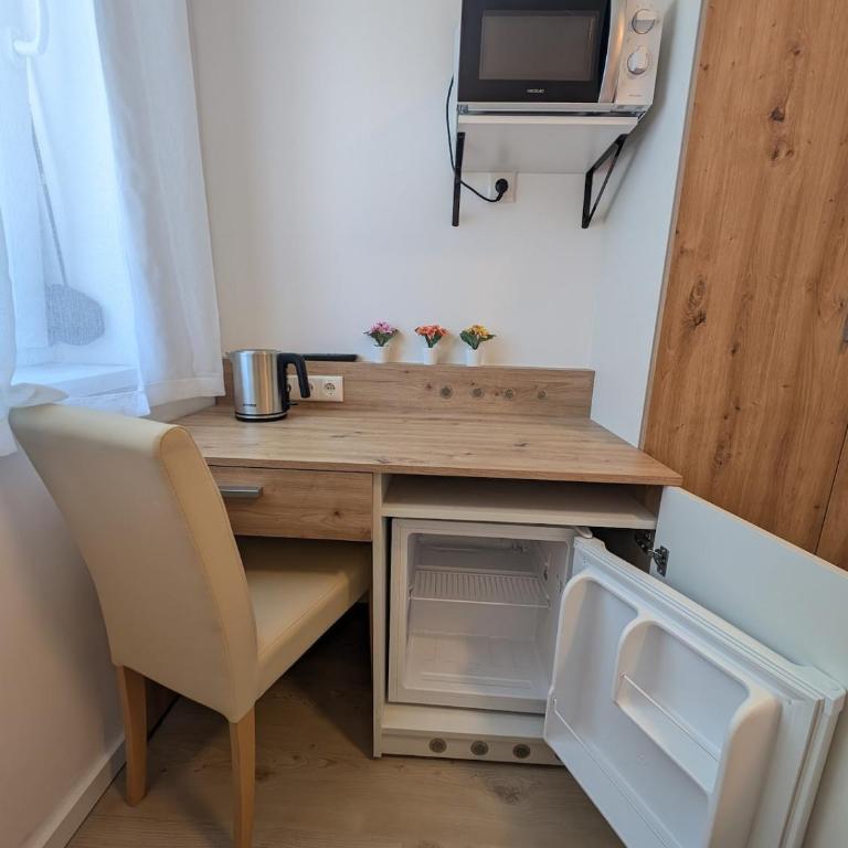 See 4 - Zentral gelegenes Studio in Seenähe mit 2 Bäderkarten - Apartment mit 1 Schlafzimmer - 3