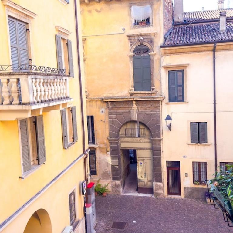 In the City Centre with Free Parking Lift AC - Appartamento con 1 Camera da Letto - 8
