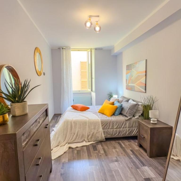 In the City Centre with Free Parking Lift AC - Appartamento con 1 Camera da Letto - 15