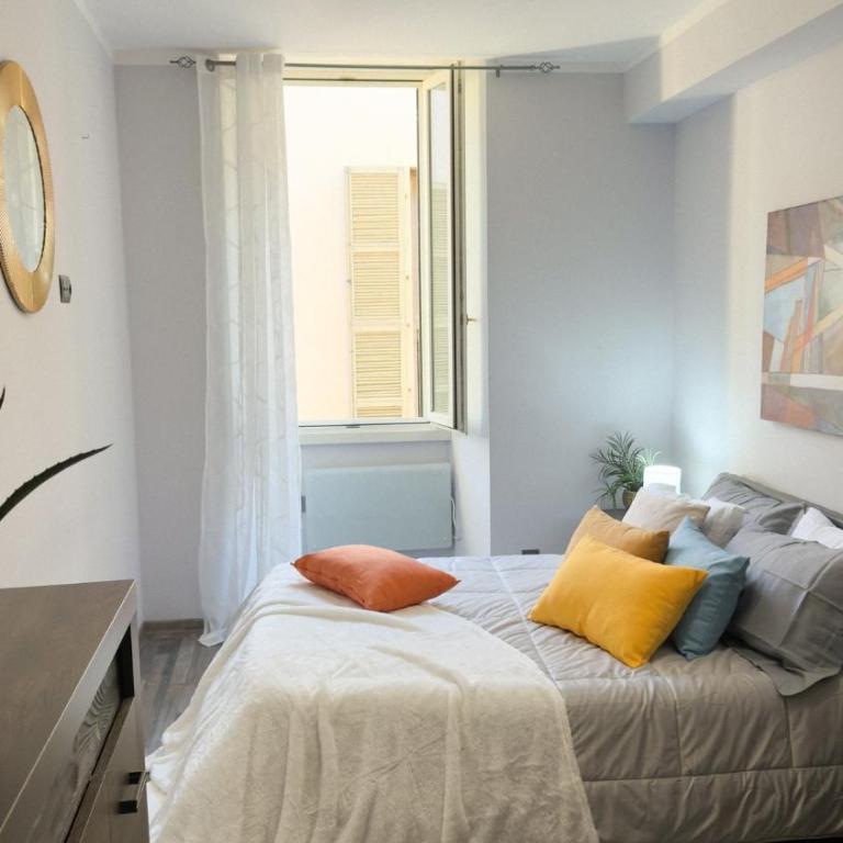 In the City Centre with Free Parking Lift AC - Appartamento con 1 Camera da Letto - 21