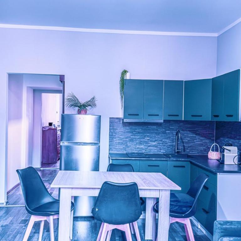 In the City Centre with Free Parking Lift AC - Appartamento con 1 Camera da Letto - 28