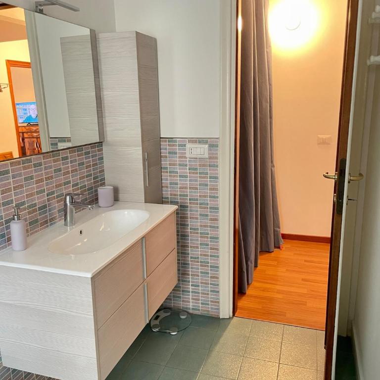 Vatican Panoramic Apartment - Appartamento con 2 Camere da Letto - 15