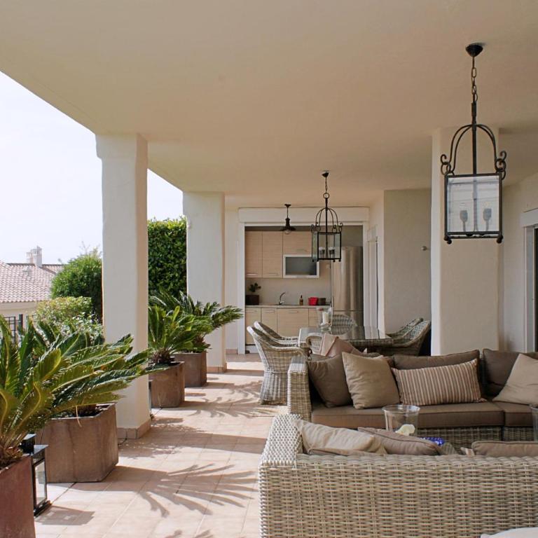 Garden App. Golf at Sea Estepona - Three-Bedroom Apartment with Water View - 13