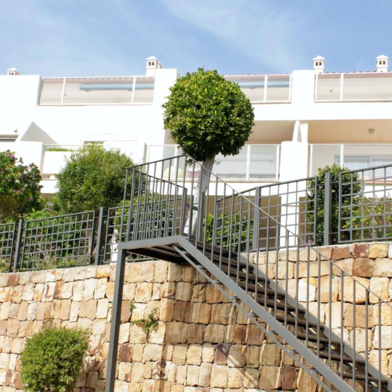 Garden App. Golf at Sea Estepona - Three-Bedroom Apartment with Water View - 26