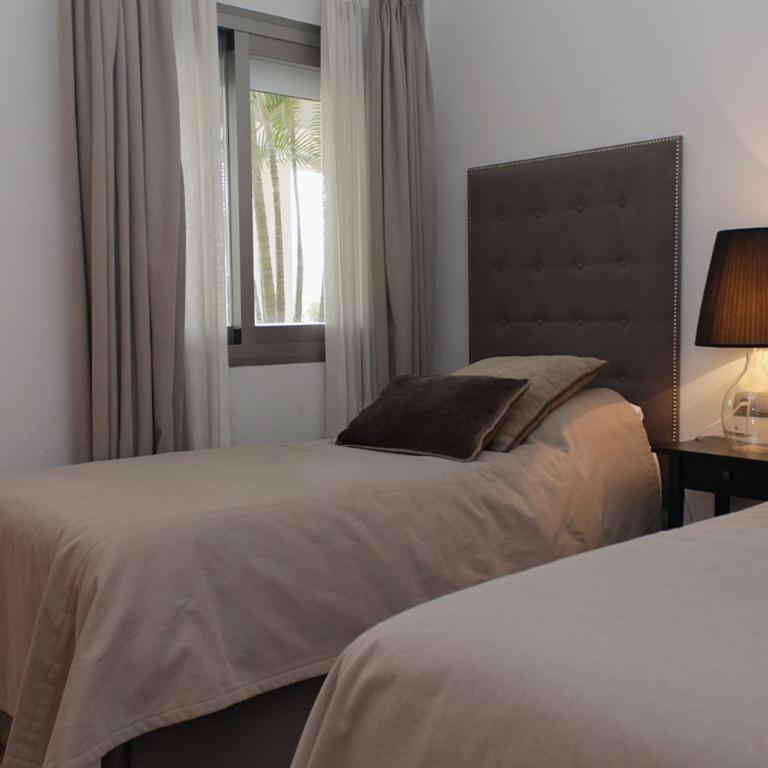 Garden App. Golf at Sea Estepona - Three-Bedroom Apartment with Water View - 18