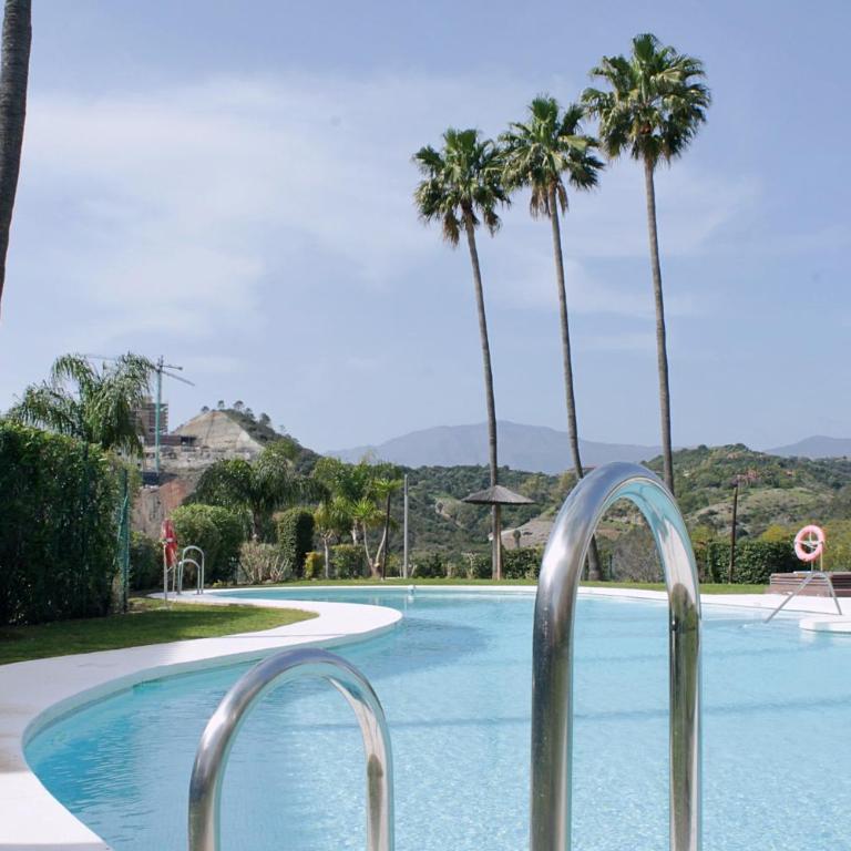 Garden App. Golf at Sea Estepona - Three-Bedroom Apartment with Water View - 3