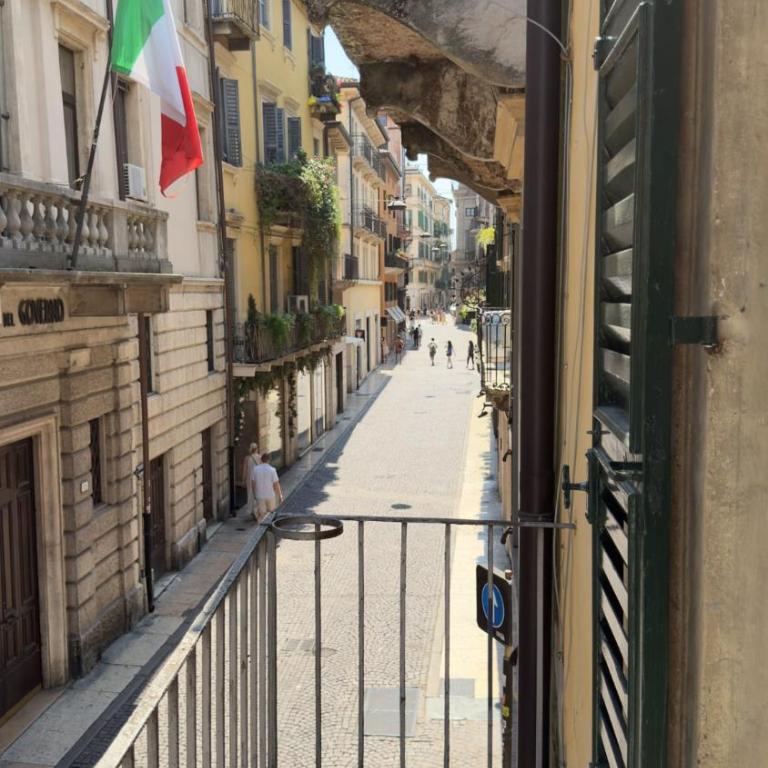 Piazza Erbe with Balcony - Appartamento con 1 Camera da Letto e Balcone - 31