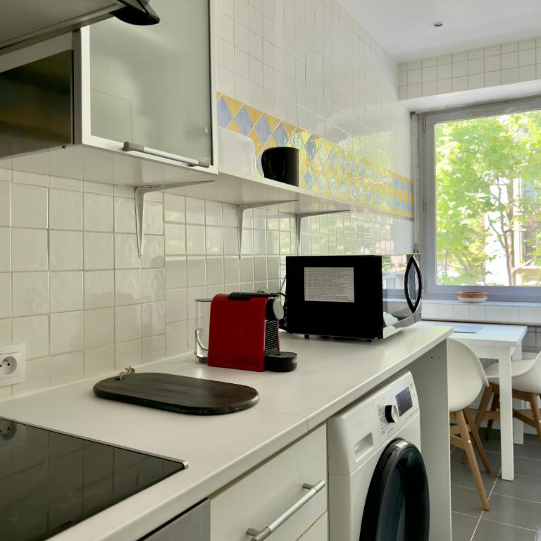 Chic and Spacious 2 rooms -Near Champs-Élysées - Victor Hugo - Appartement 1 Chambre - 8
