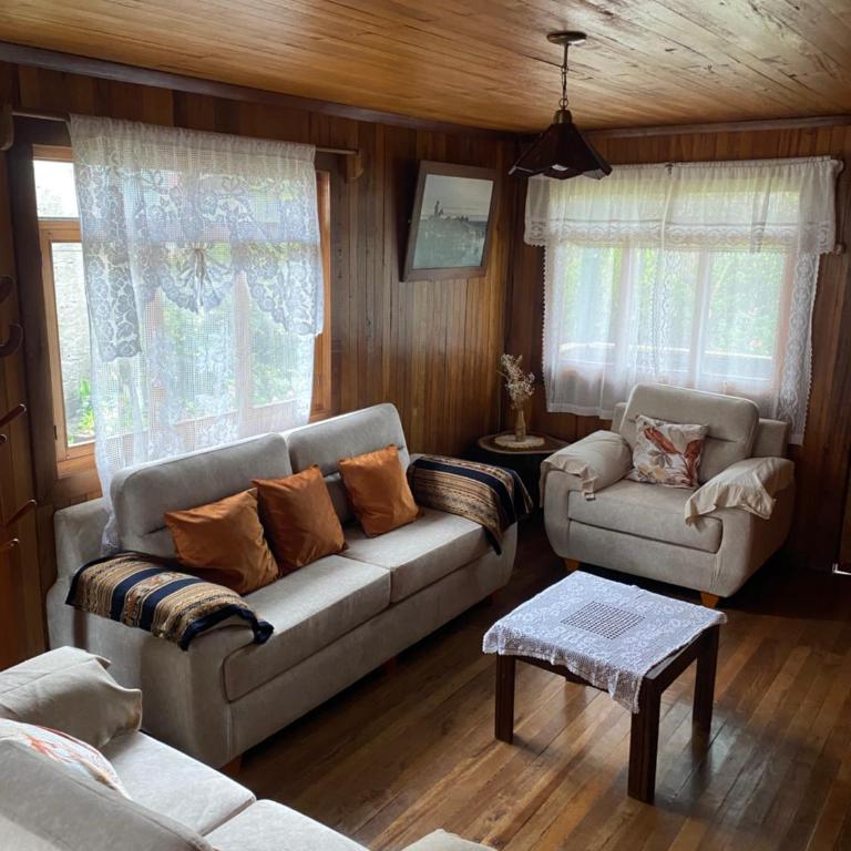 Schütze-Haus - Three-Bedroom Chalet - 3