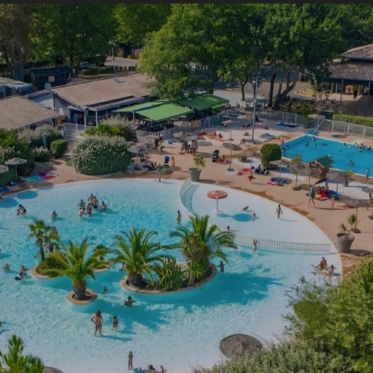 Chalet tout confort dans parc de loisirs arboré et piscine - Chalet 1 Chambre - 1
