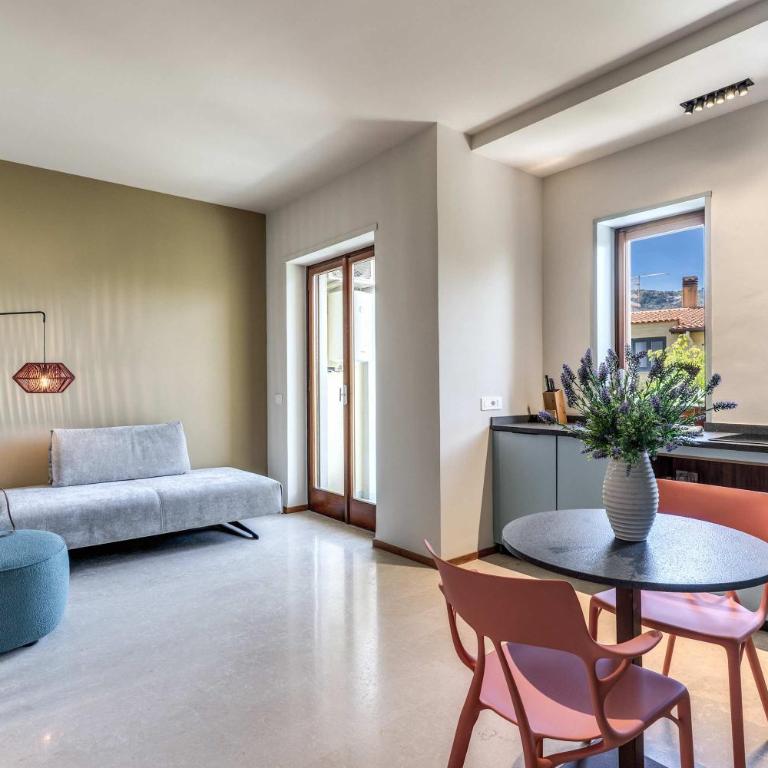 Suite Noceti with Balcony Walk to Sorrento downtown by Feeling Italy - Appartamento - 20