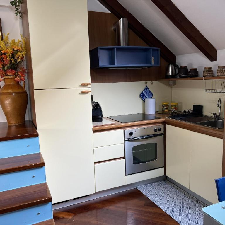Lovely Loft - Appartamento con 1 Camera da Letto - 2