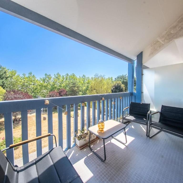 Grand Appartement Familial Vue Port avec Piscine - Appartement - 8