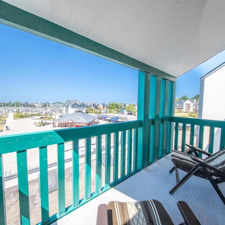 Grand Appartement Familial Vue Port avec Piscine - Appartement - 15