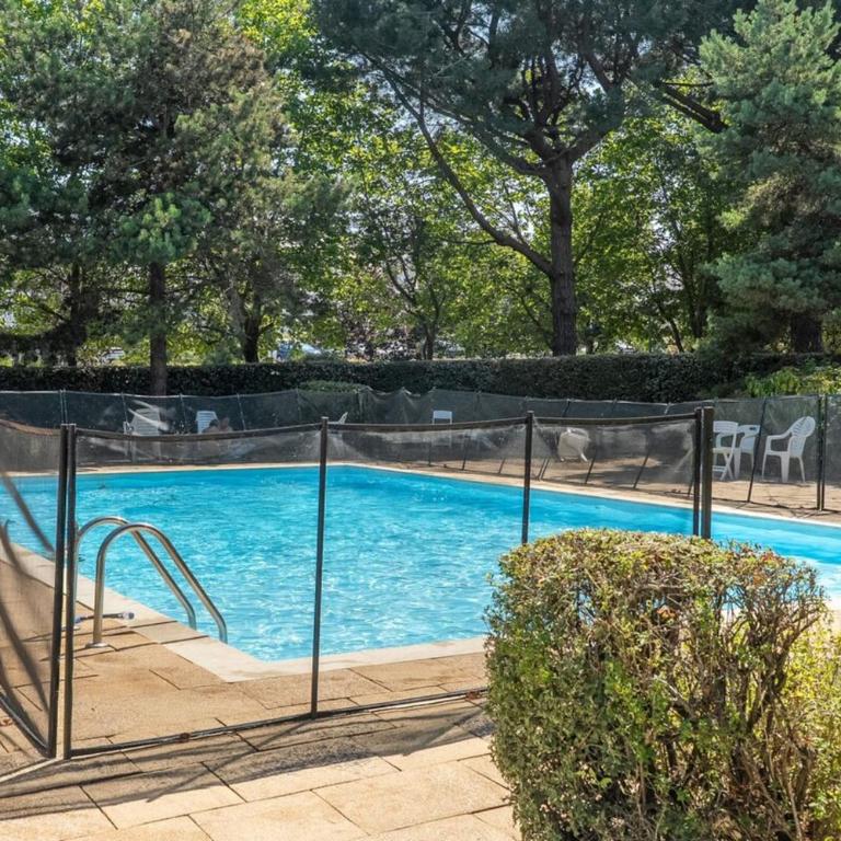 Grand Appartement Familial Vue Port avec Piscine - Appartement - 29