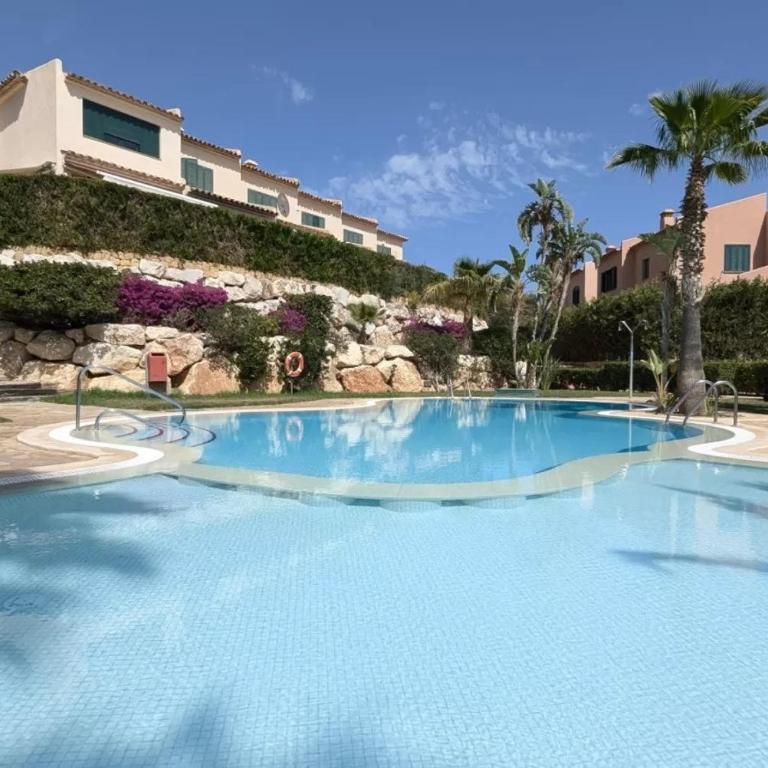 Exclusive bungalow in Sierra Cortina - Casa de 3 dormitorios - 37