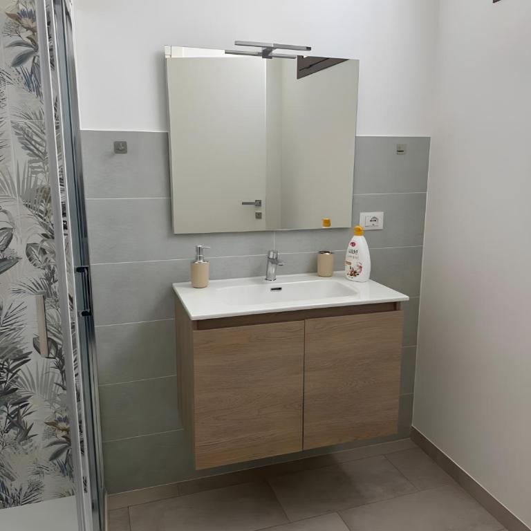 Sveva Home Experience - Appartamento con doccia - 1