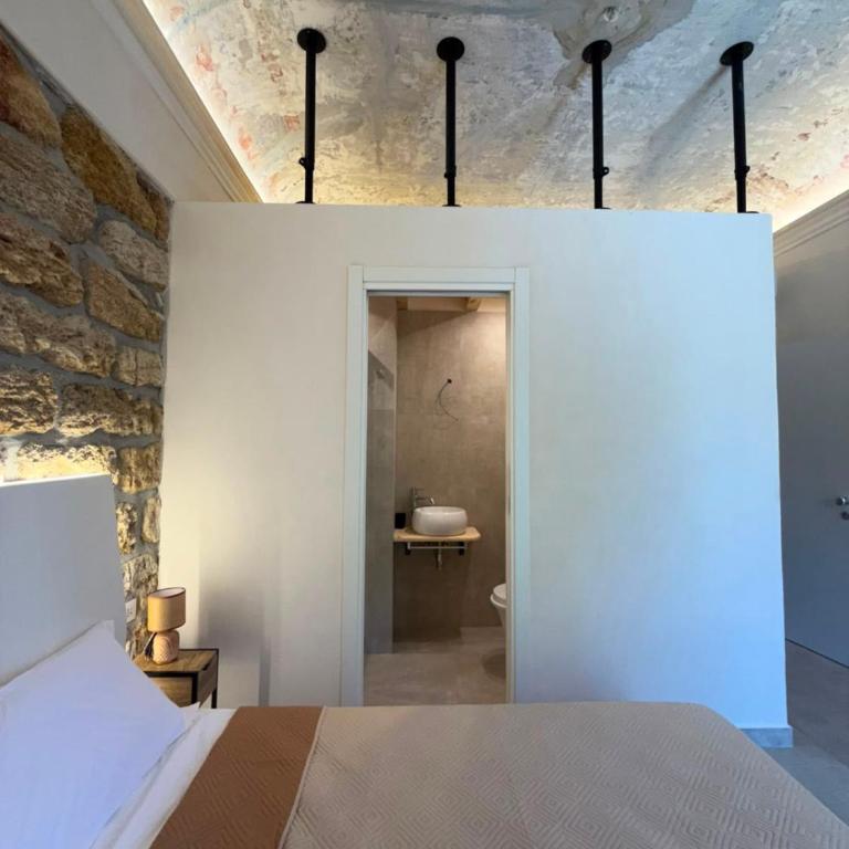 Le Mura Dentro - Camera Matrimoniale con Bagno Privato - 8