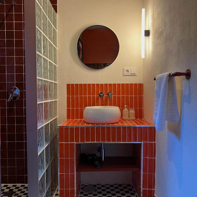 Casa Lela - Deluxe King Room - 22