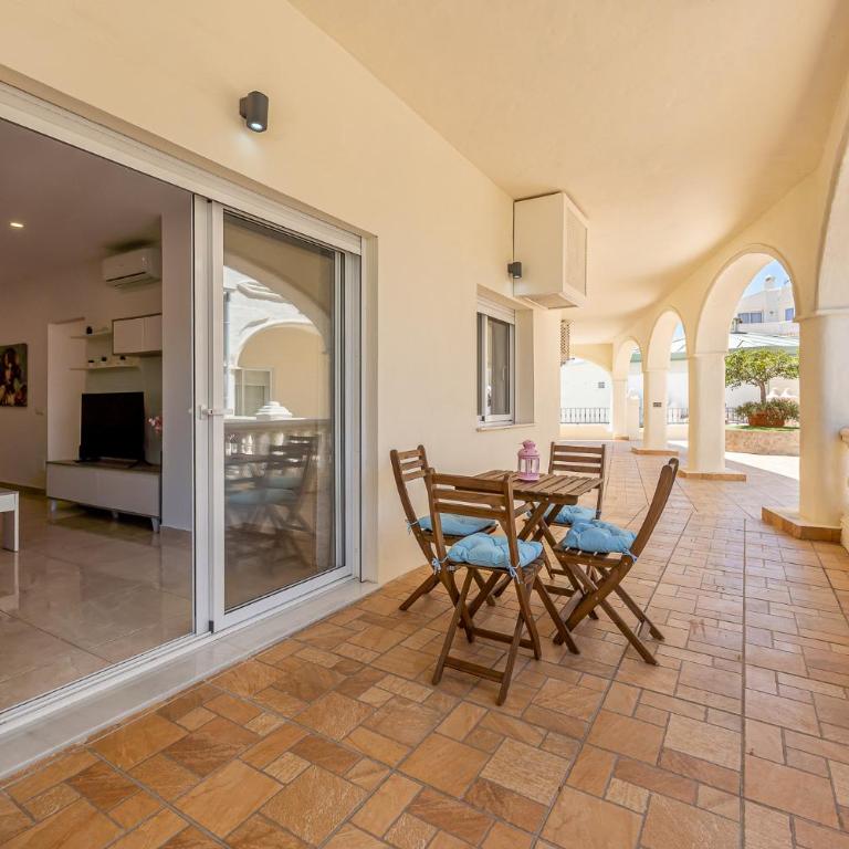 797 HOLIDAY RENTALS- Apartamento dentro de Puerto Marina-Playa a 1 min - Apartment - Ground Floor - 1