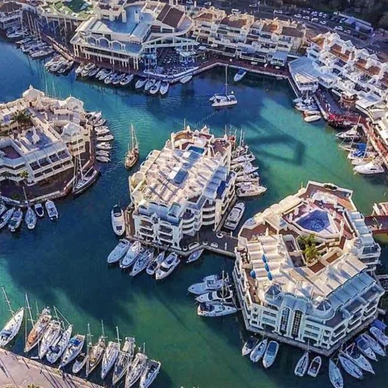 797 HOLIDAY RENTALS- Apartamento dentro de Puerto Marina-Playa a 1 min - Apartment - Ground Floor - 5