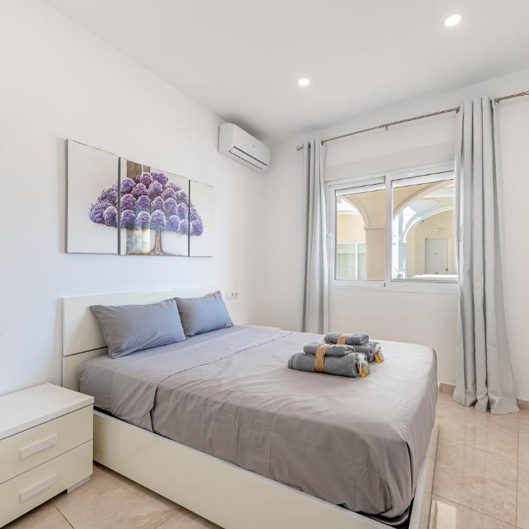 797 HOLIDAY RENTALS- Apartamento dentro de Puerto Marina-Playa a 1 min - Apartment - Ground Floor - 12