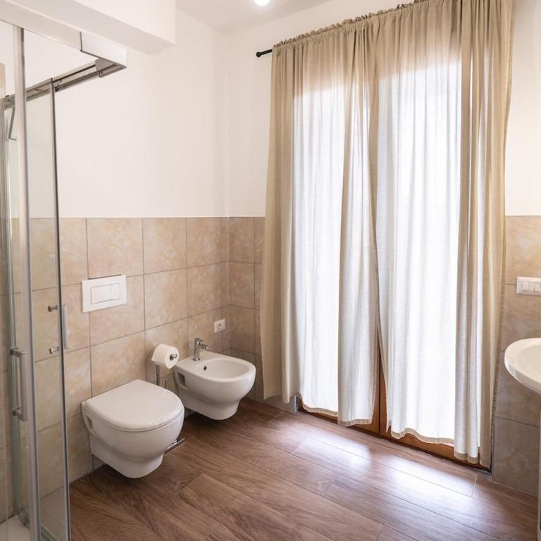 Verona Fiera - 10 min to Arena - Room #1688797101 - 11