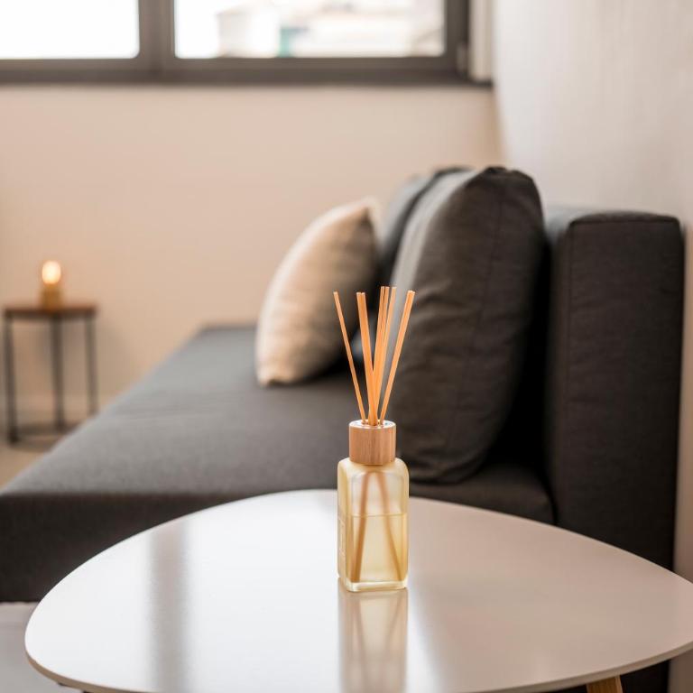 Ponti Cozy Apartment - Private Parking available, Near Navigli, Romolo Metro and Duomo - Appartamento Superior - 3