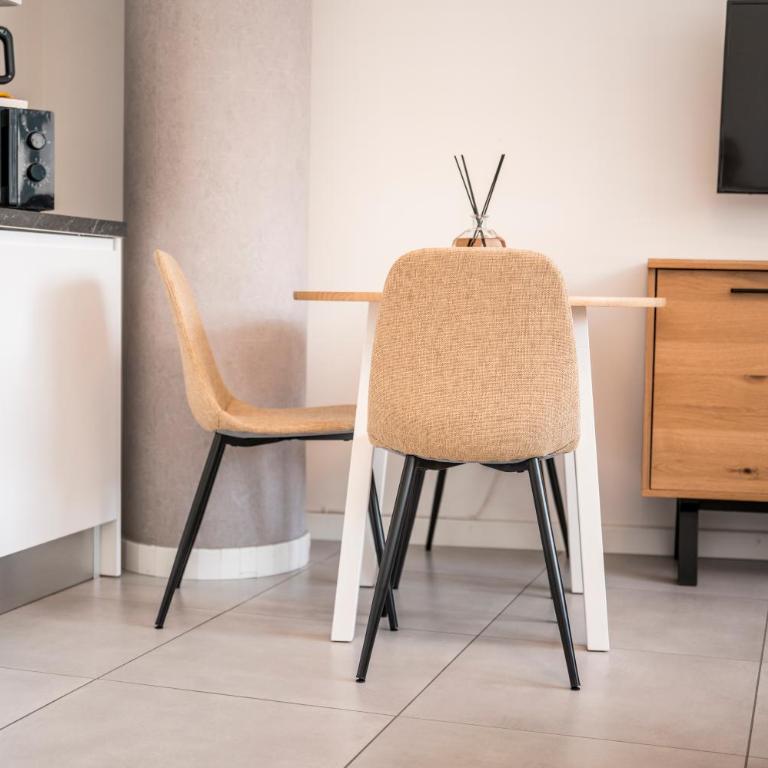 Ponti Cozy Apartment - Private Parking available, Near Navigli, Romolo Metro and Duomo - Appartamento Superior - 17