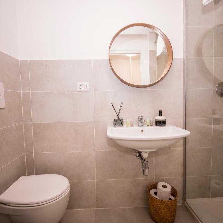 Ponti Cozy Apartment - Private Parking available, Near Navigli, Romolo Metro and Duomo - Appartamento Superior - 20