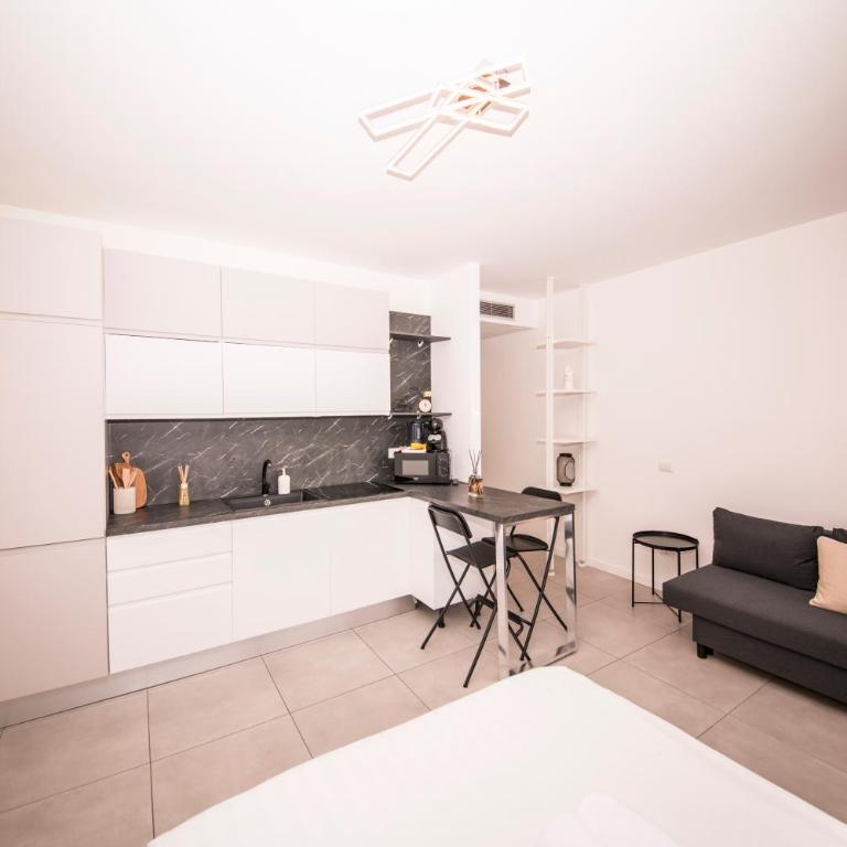 Ponti Cozy Apartment - Private Parking available, Near Navigli, Romolo Metro and Duomo - Appartamento Superior - 23