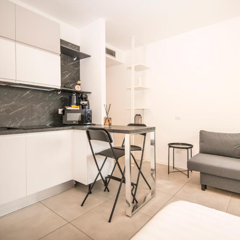 Ponti Cozy Apartment - Private Parking available, Near Navigli, Romolo Metro and Duomo - Appartamento Superior - 36