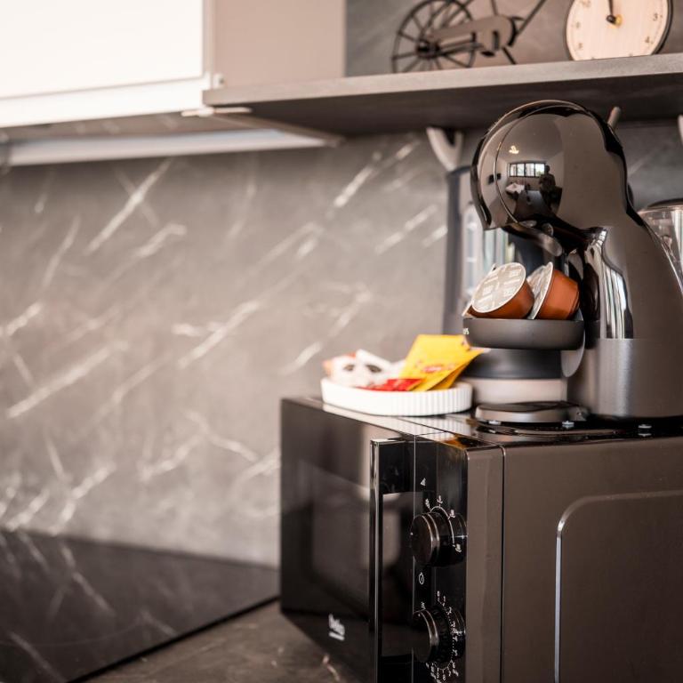 Ponti Cozy Apartment - Private Parking available, Near Navigli, Romolo Metro and Duomo - Appartamento Superior - 18