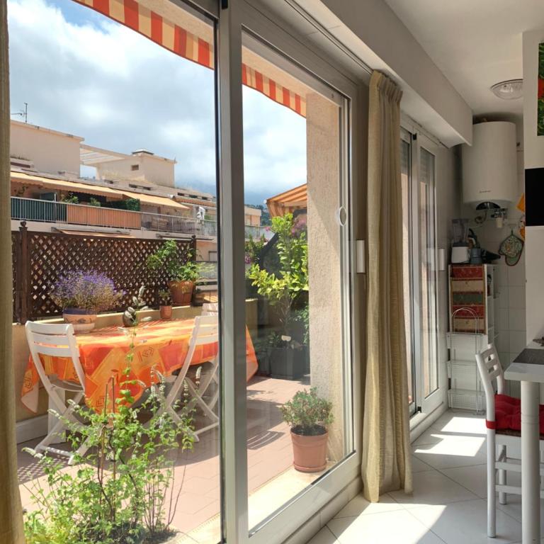 Relax Au Soleil - Studio avec grande terrasse - Proche de la plage 100 m et du centre ville - Studio avec Terrasse - 5