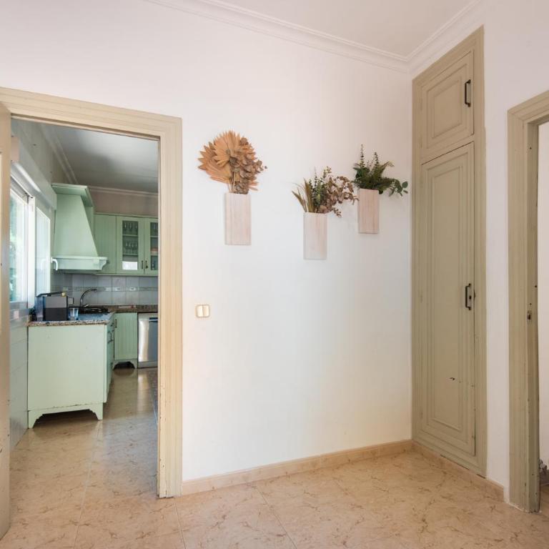 PREMIUM Family Villa in Málaga with Private Pool - Five-Bedroom House - 5