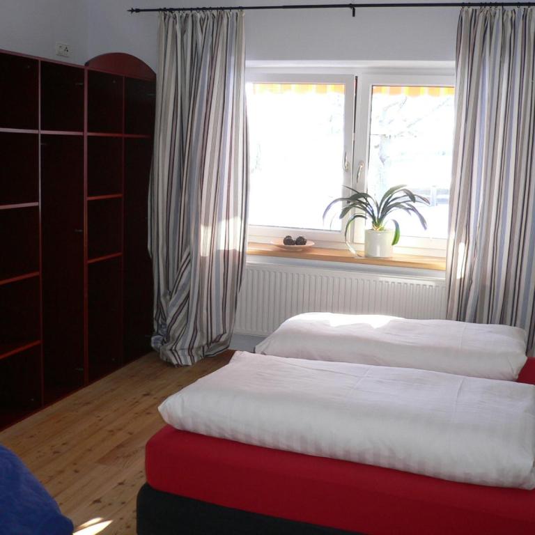 Landhaus Almdorf - Apartment mit 1 Schlafzimmer - 2