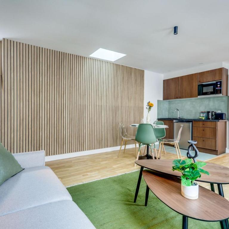 Stylish 1BR Retreat Near Gare du Nord - Appartement - 14