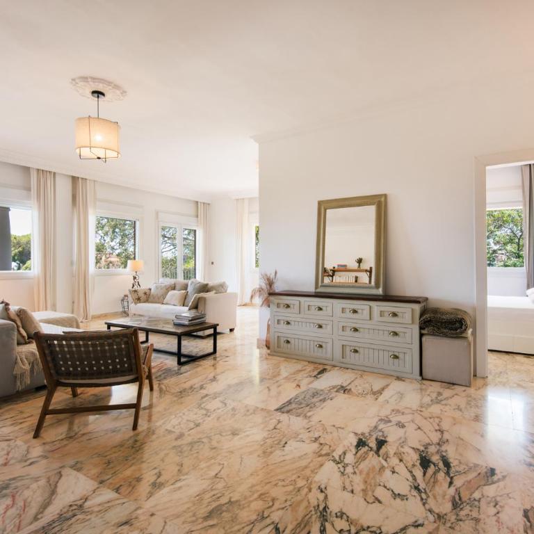 PREMIUM Family Villa in Málaga with Private Pool - Five-Bedroom House - 14