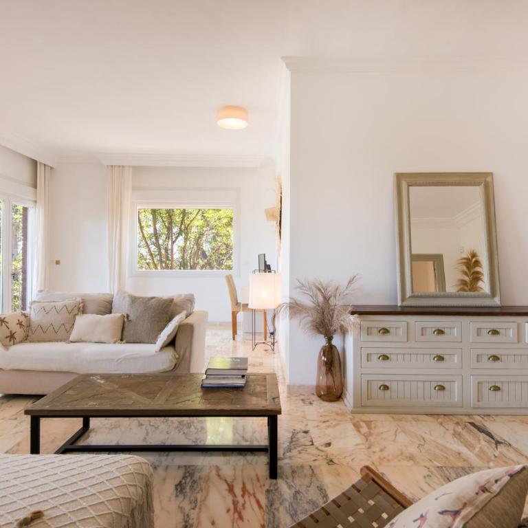 PREMIUM Family Villa in Málaga with Private Pool - Five-Bedroom House - 16