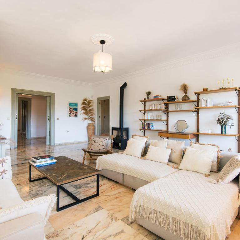 PREMIUM Family Villa in Málaga with Private Pool - Five-Bedroom House - 20