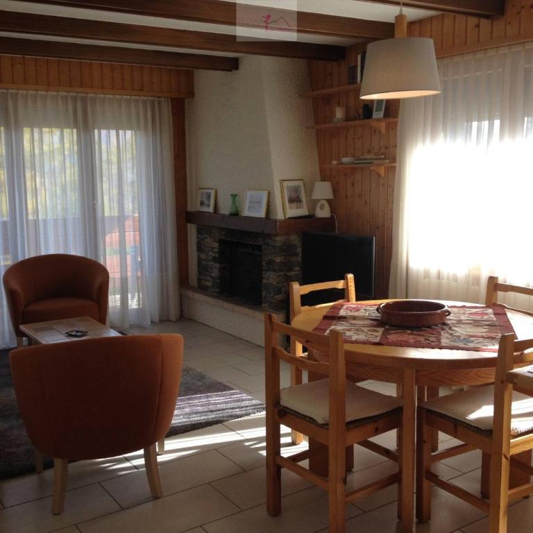 Immeuble Les Mélèzes - Apartment - 2