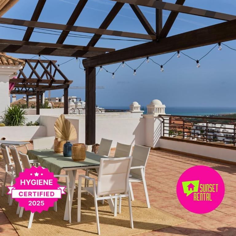Penthouse with Large Terrace, Sea & Mountain Views - Apartamento de 3 dormitorios - 2