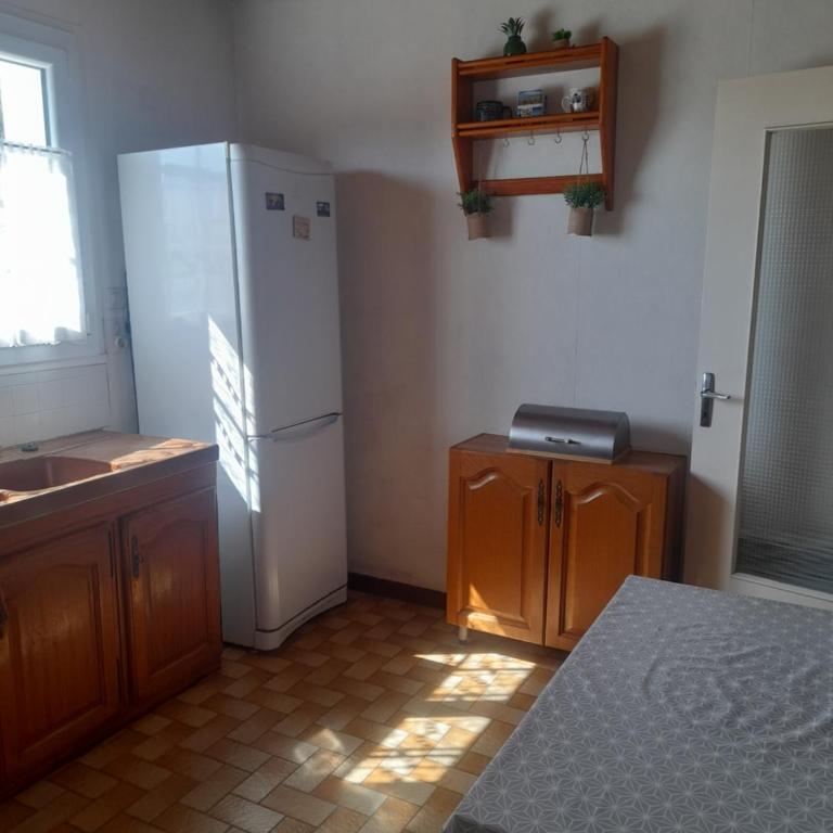 Location vacances Royan - Three-Bedroom House - 6